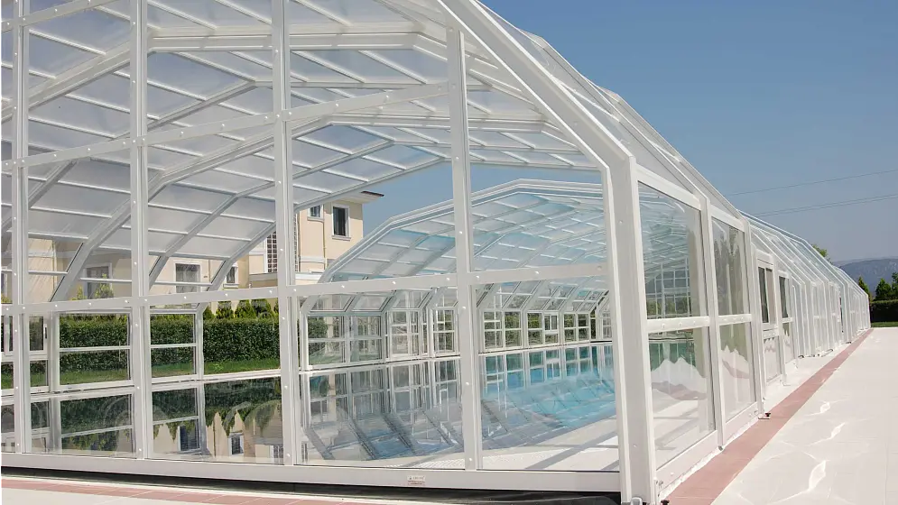 retractable pool enclosure, pool enclosure, retractable glass pool enclosures, glass pool enclosures, retractable enclosure, 
